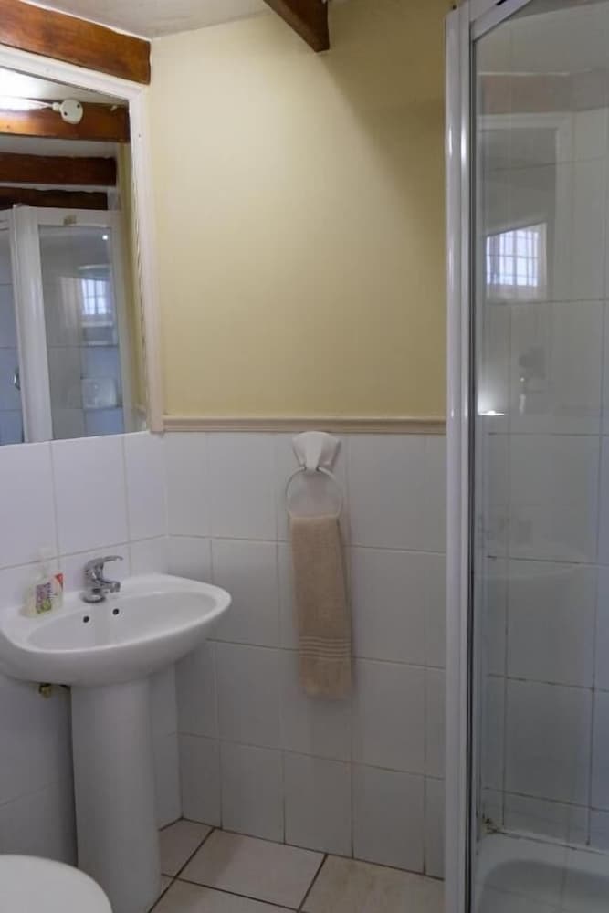 Bay Vista Guest House 47/50