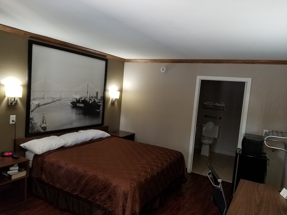 Motel6 Atlanta, GA - Atlanta Airport East 20/50