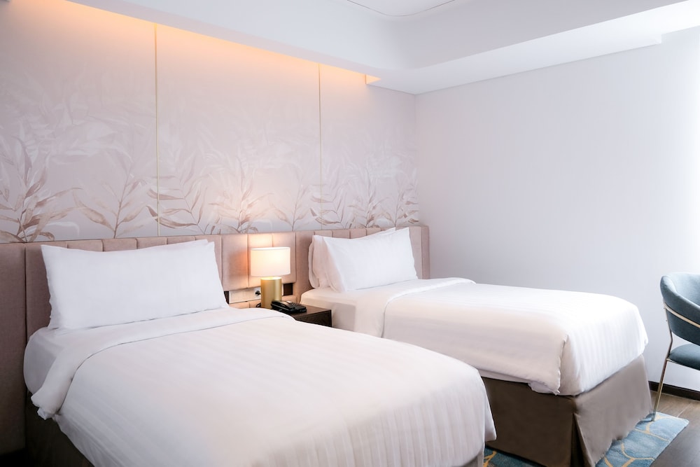 Atria Hotel Gading Serpong 14/72
