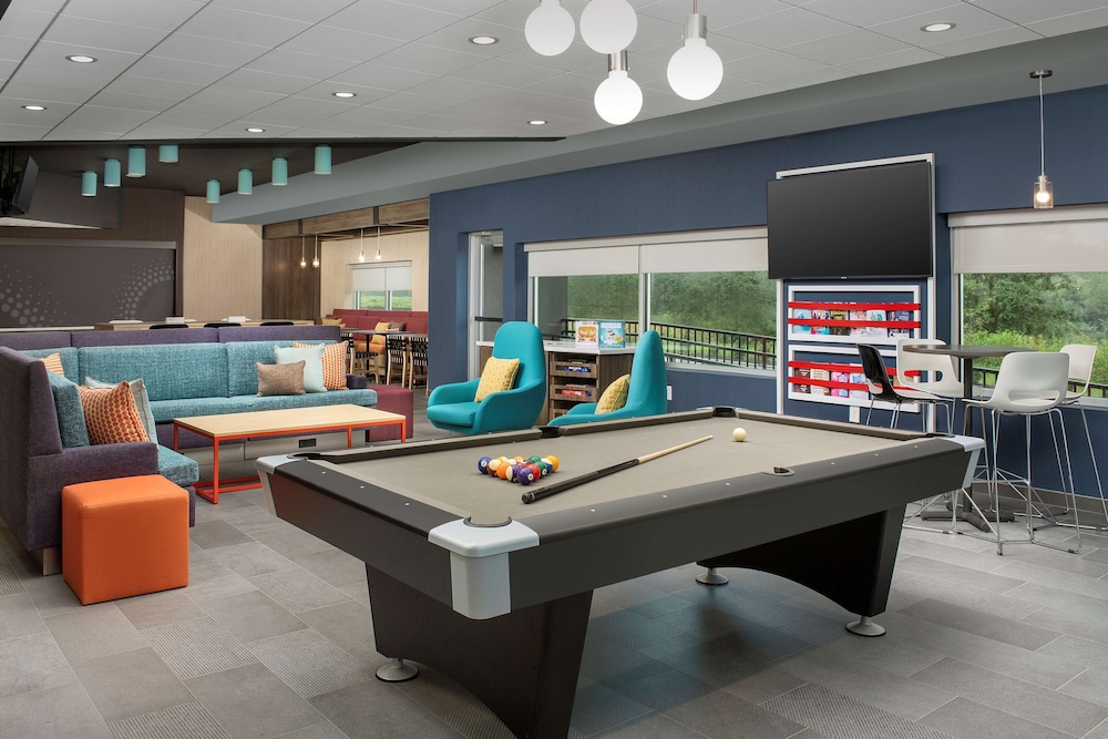 Tru By Hilton Charlotte Airport Lake Pointe 37/43