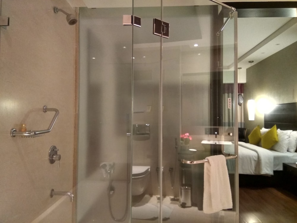 Hycinth Hotels 39/41
