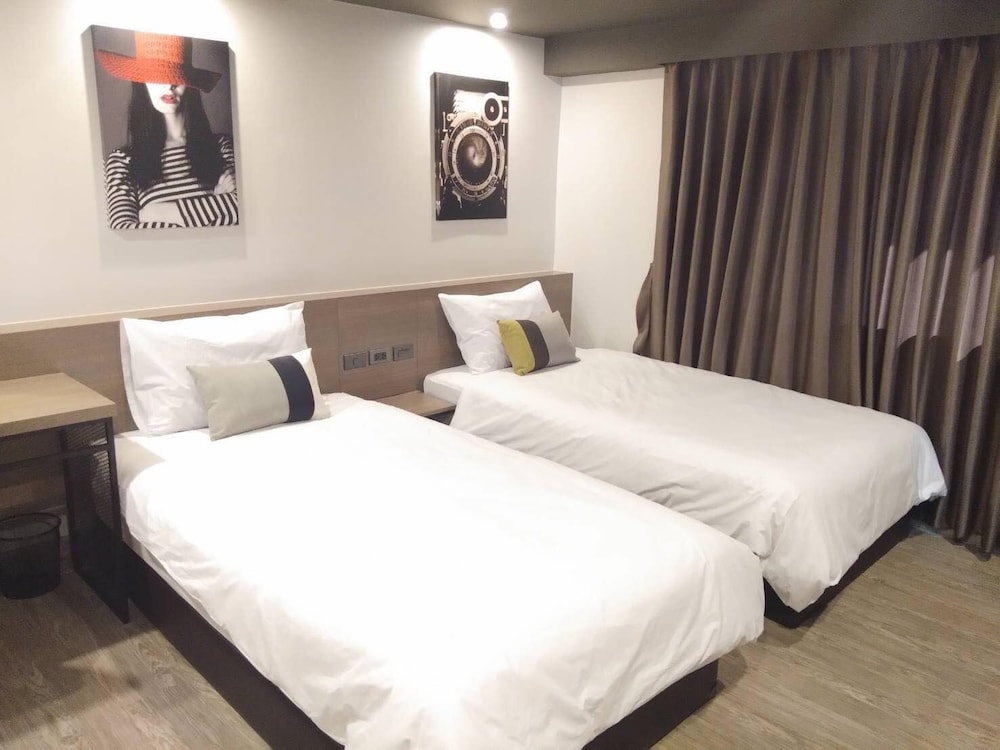BASIC, TWIN BEDS