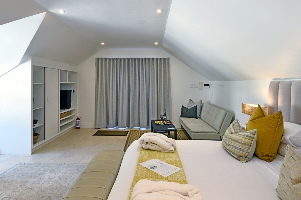 Ashbourne House Guest House 12/93