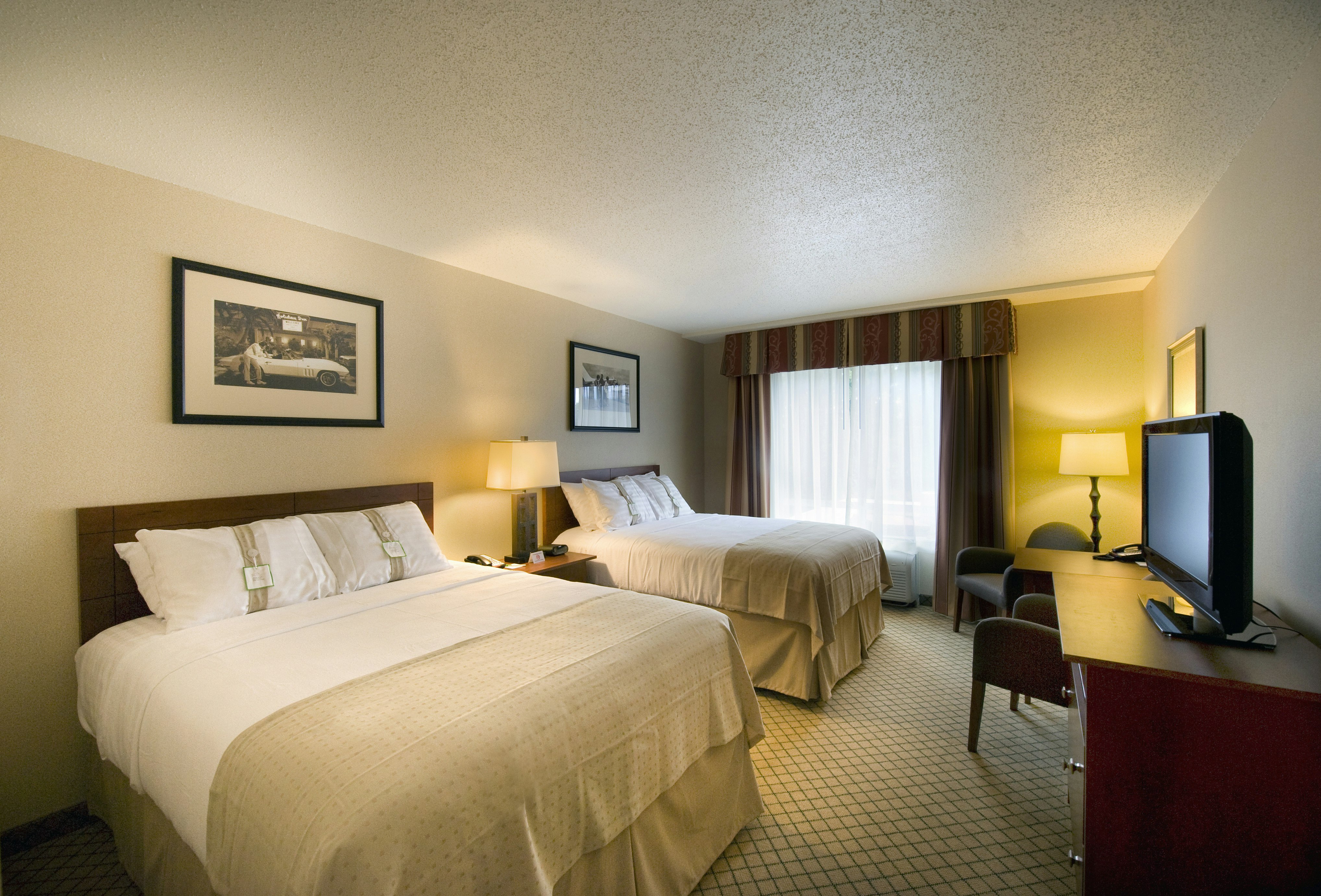 Holiday Inn Purdue - Fort Wayne 7/36