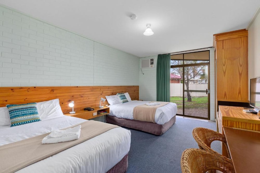 The Wine Vine Hotel 16/61