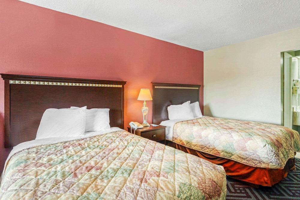 Southern Inn Manchester TN I 24 11/18
