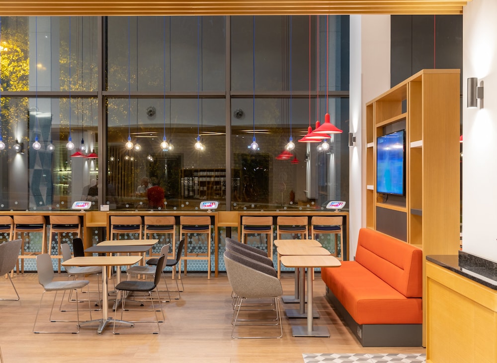 restaurant-cafeteria