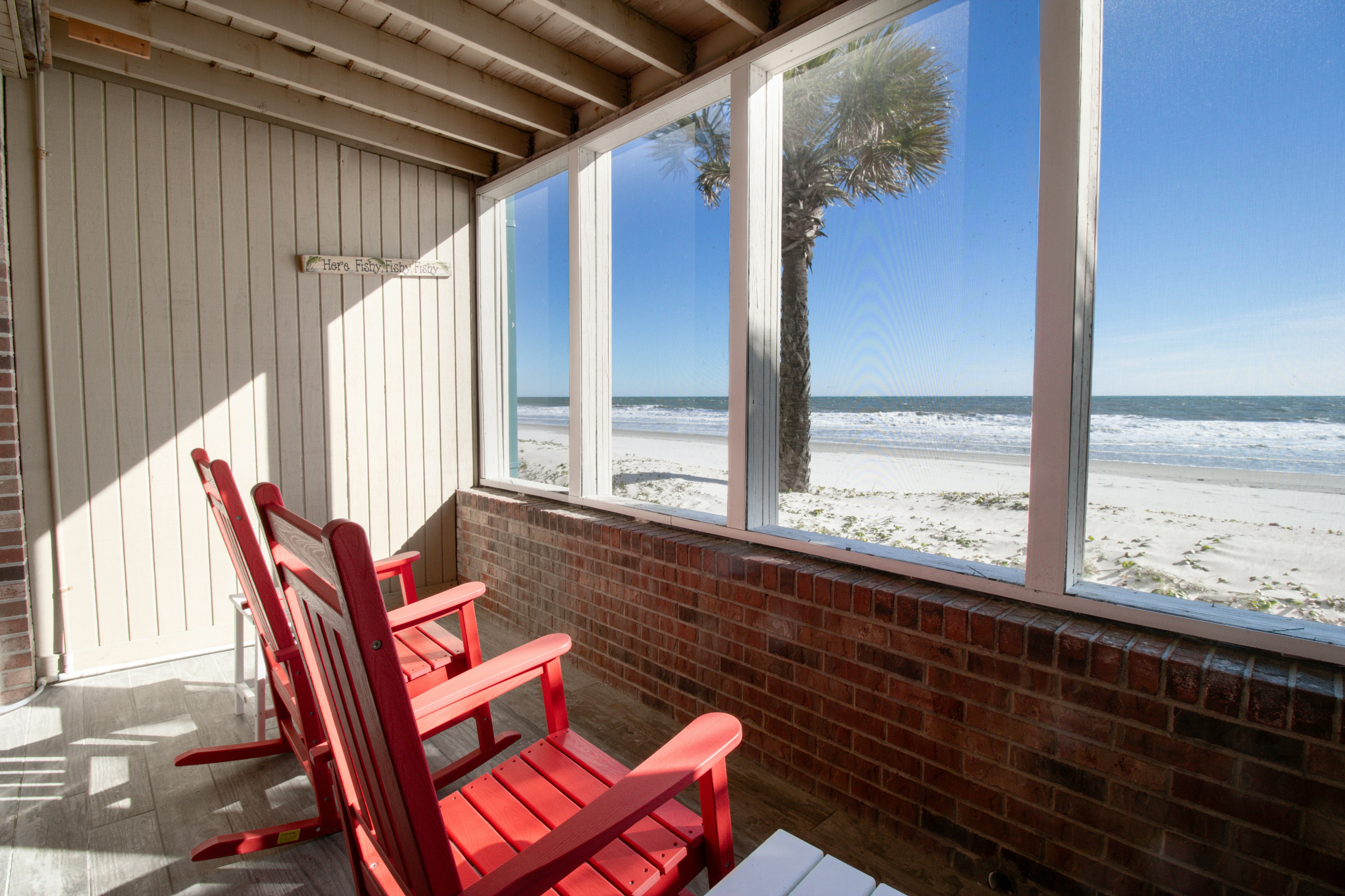 The Oceanfront Litchfield Inn 34/75