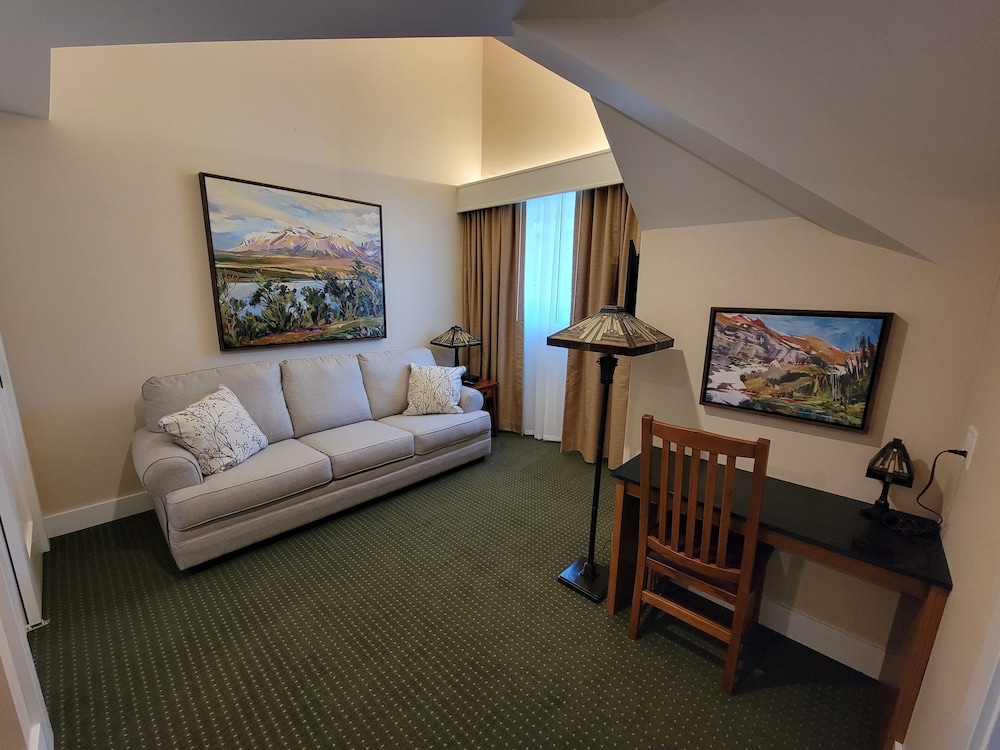 Kilmorey Lodge 23/50