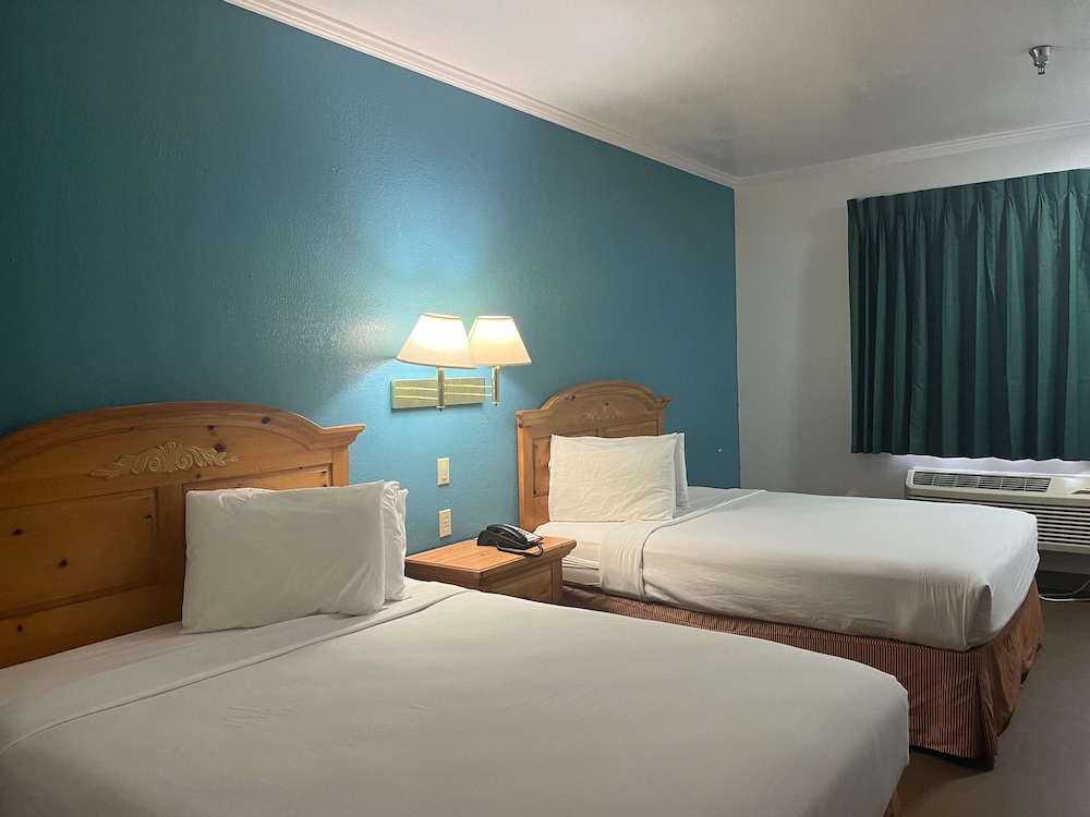 Motel6 Portland, IN 11/23