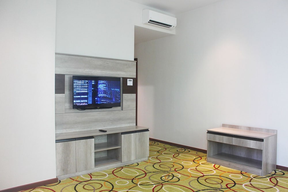 Ano Hotel 47/57