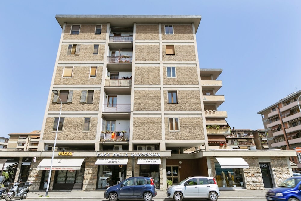 Gavinana Apartment 1/21
