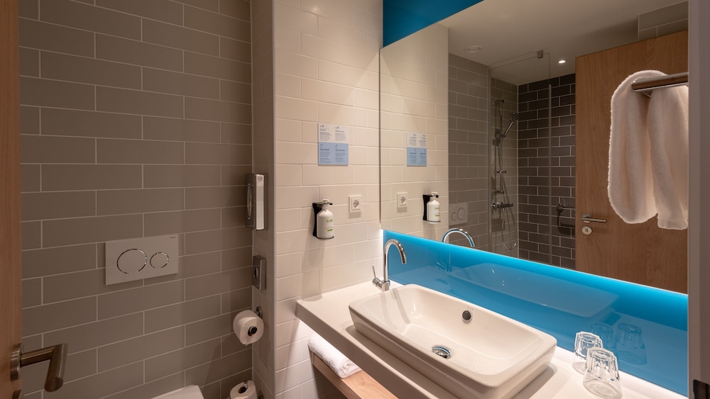 Holiday Inn Express Munich North, an IHG Hotel 17/71