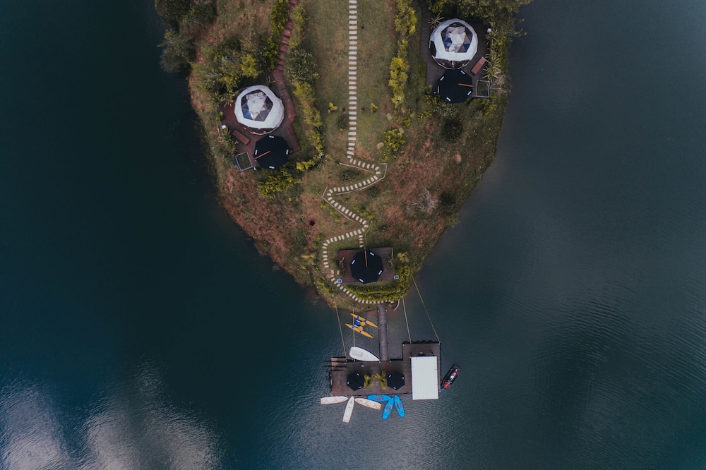 Domus Glamping 2/50