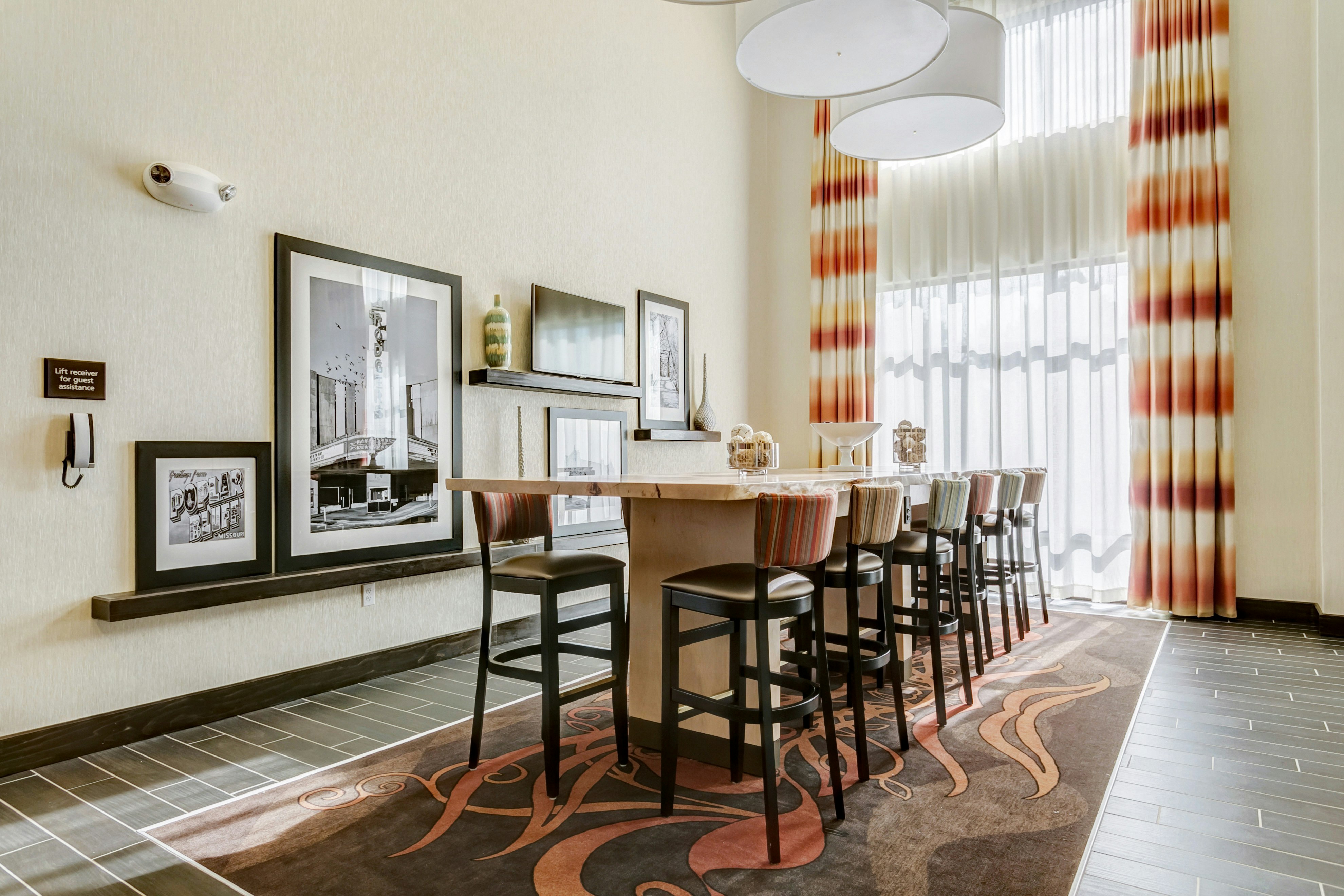 Hampton Inn Poplar Bluff 43/57