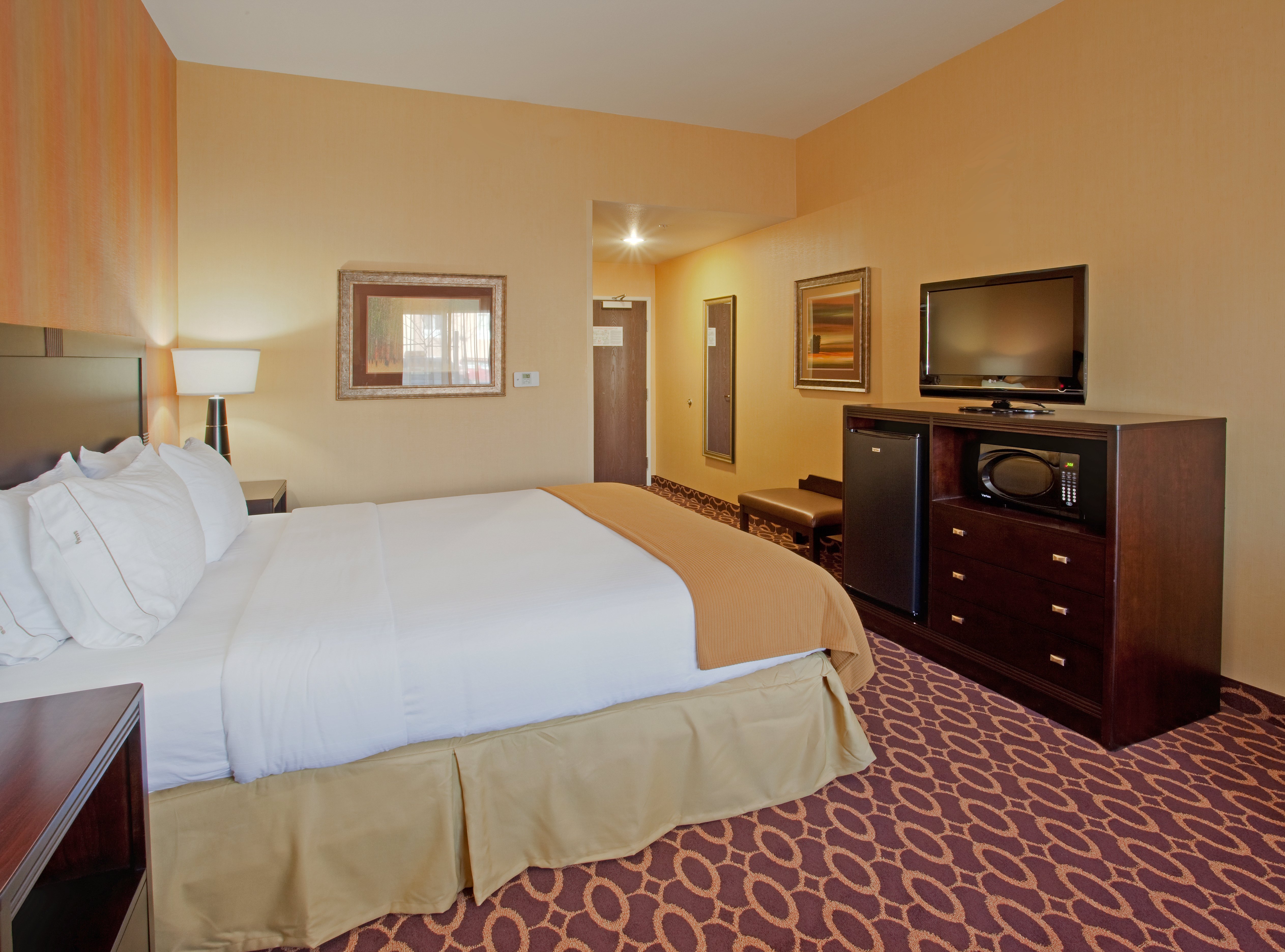 Holiday Inn Express Hotel Suites Sacramento Ne C 22/75