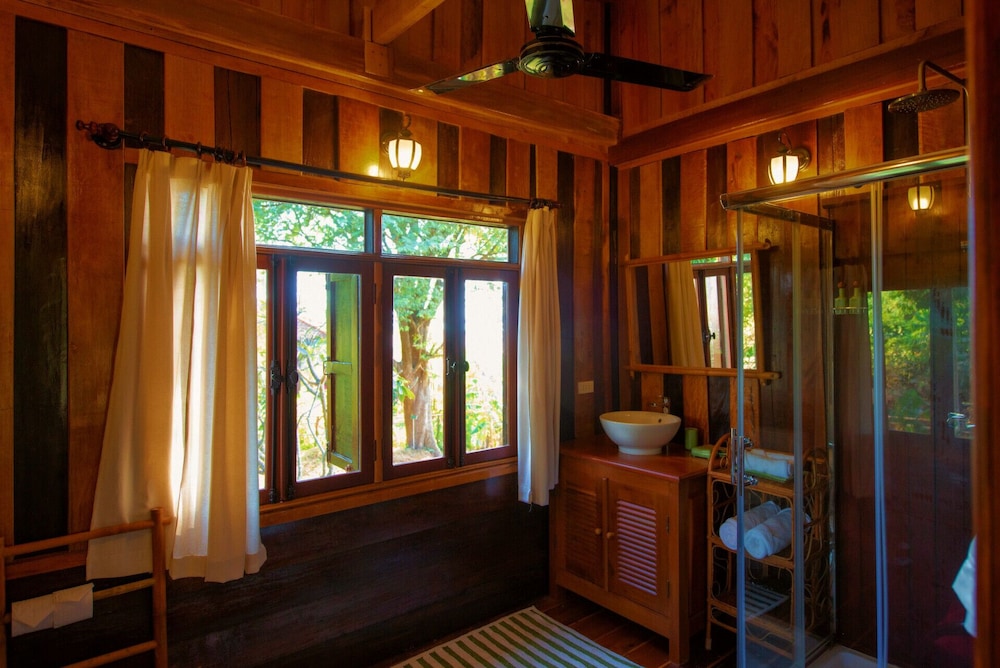 La Folie Lodge 24/50