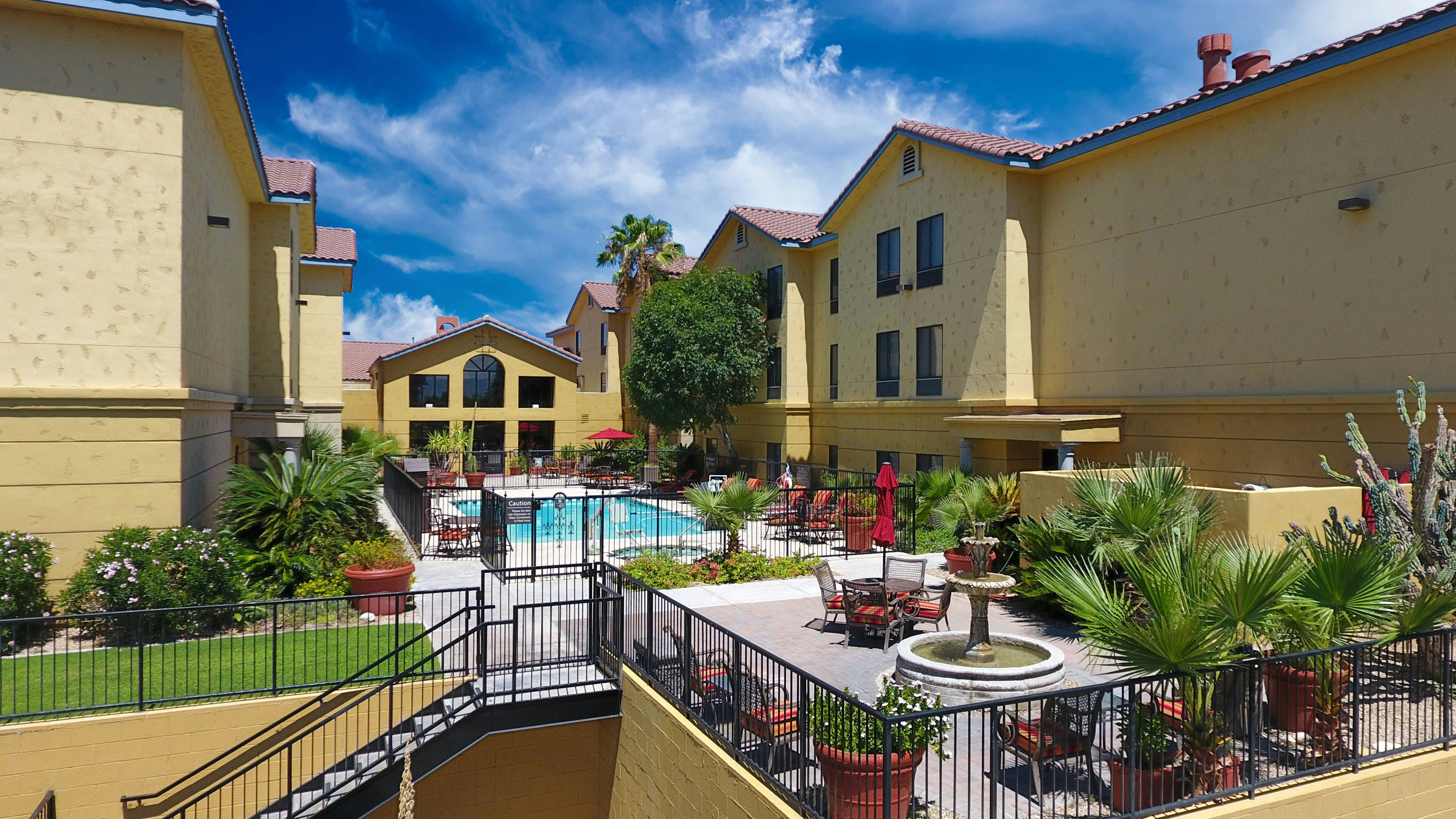 Hampton Inn and Suites Tucson Mall 7/62
