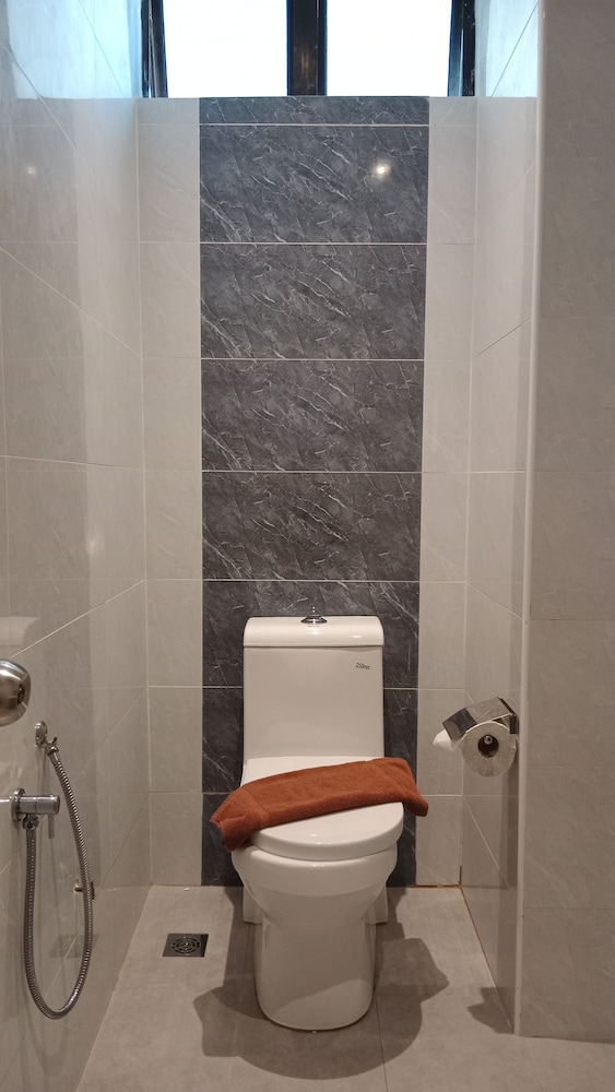 Sumai Hotel Apartment 58/58