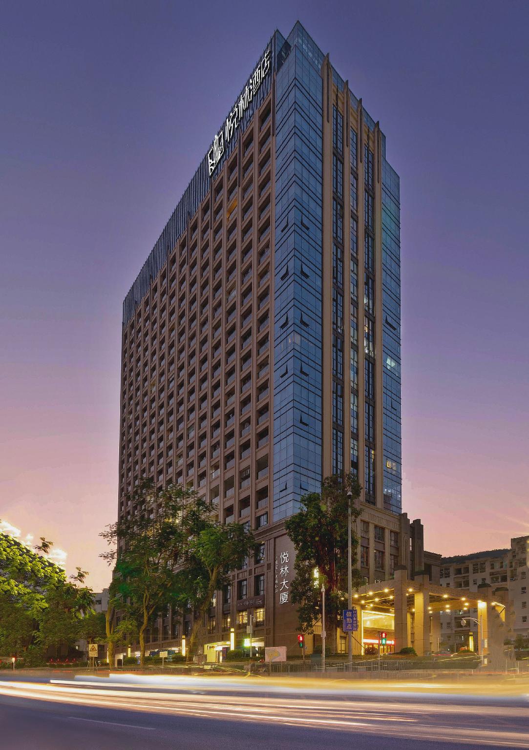 Yuelin Hotel 3/42