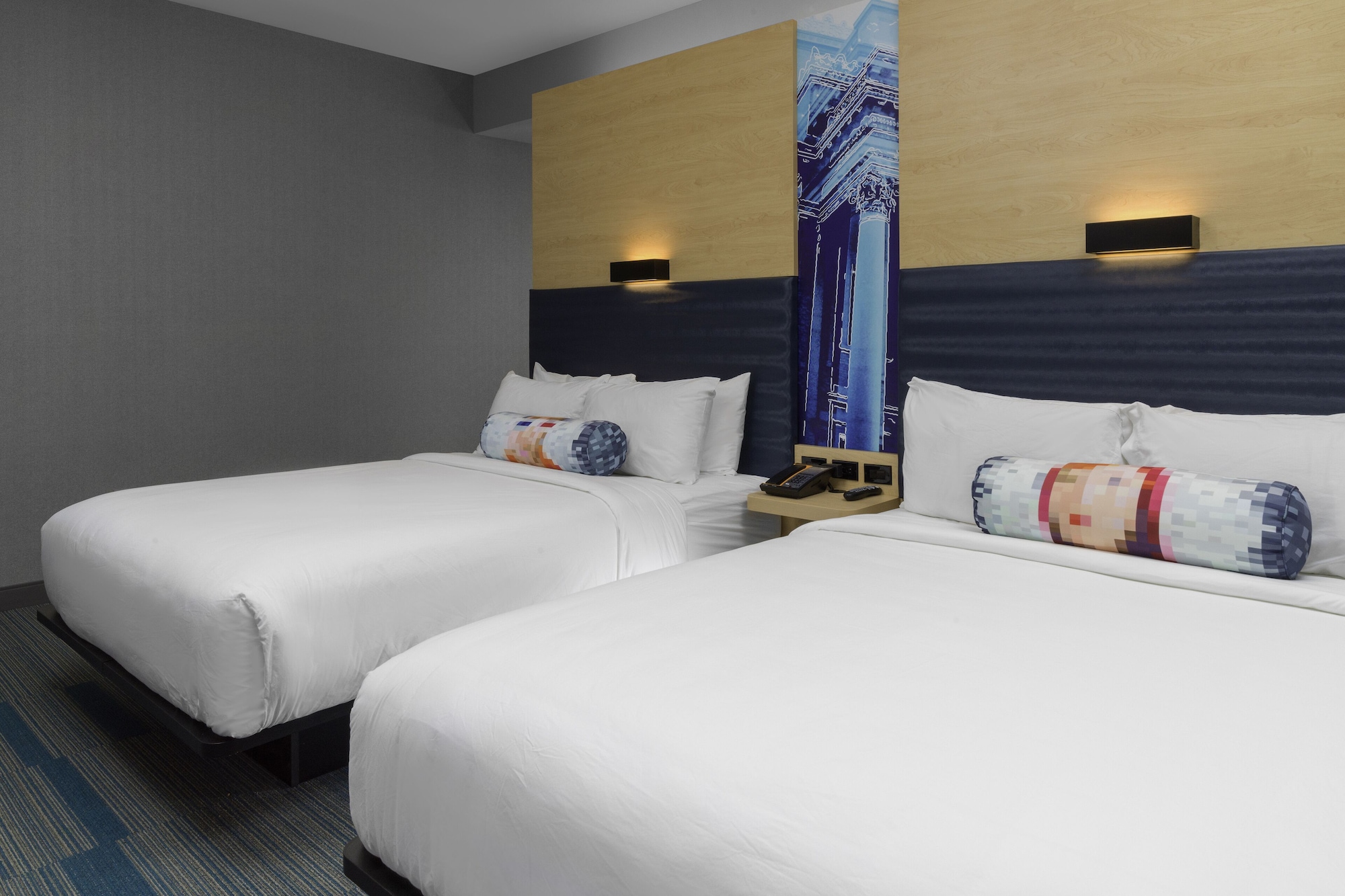 Aloft, 2 Queen Beds