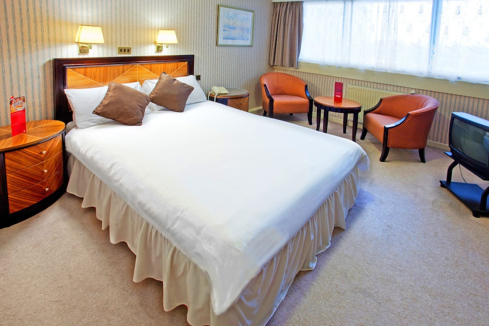 ROOM, SINGLE