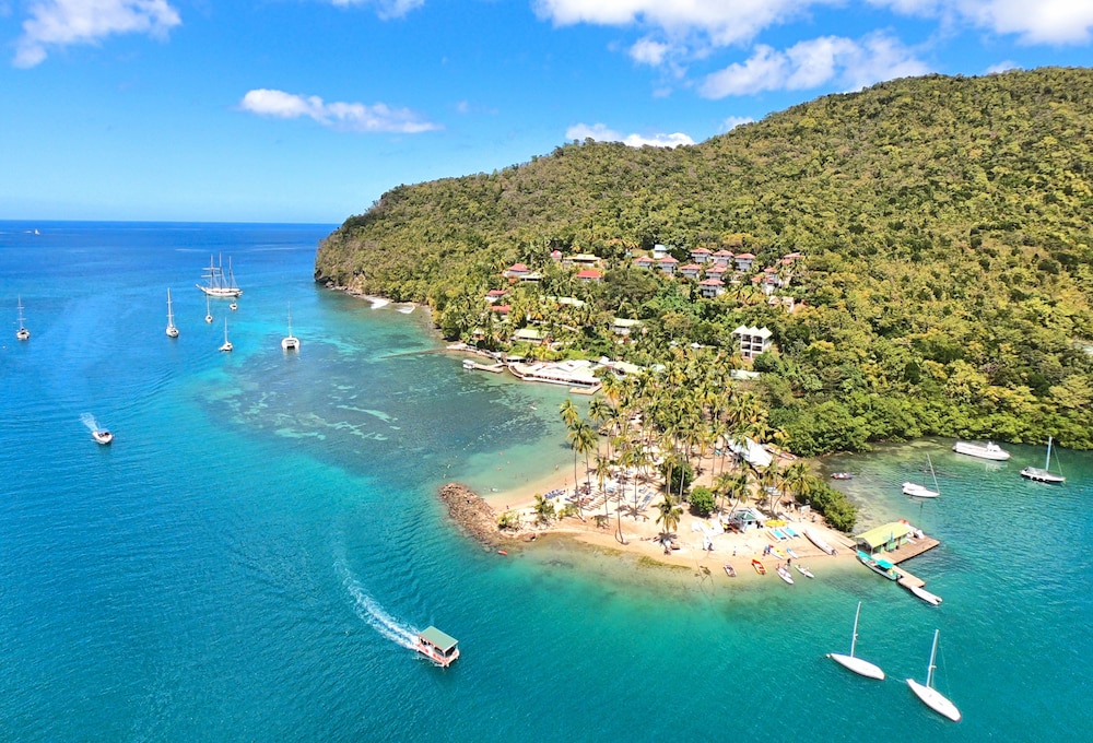 Marigot Beach Club and Dive Resort 70/75
