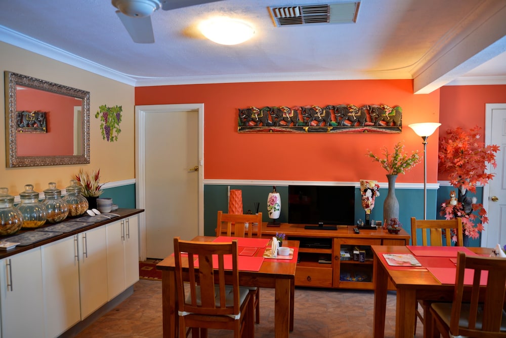 Palms Bed And Breakfast 19/29