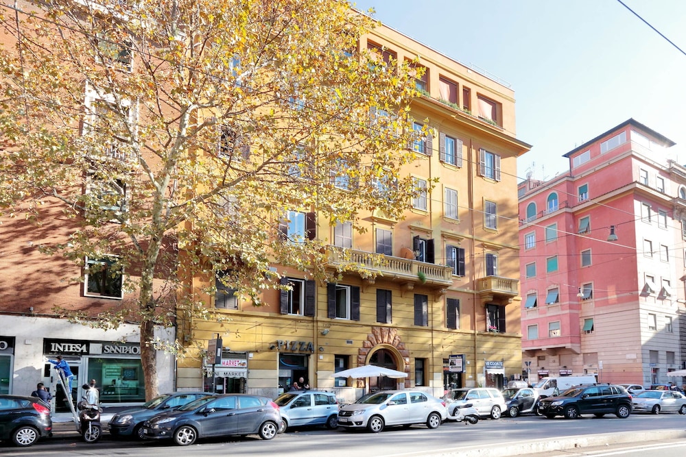 Sonnino Suite 2/59