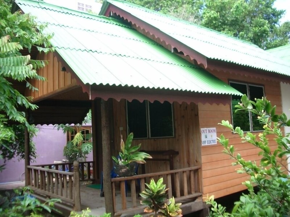 Save Bungalows 6/61
