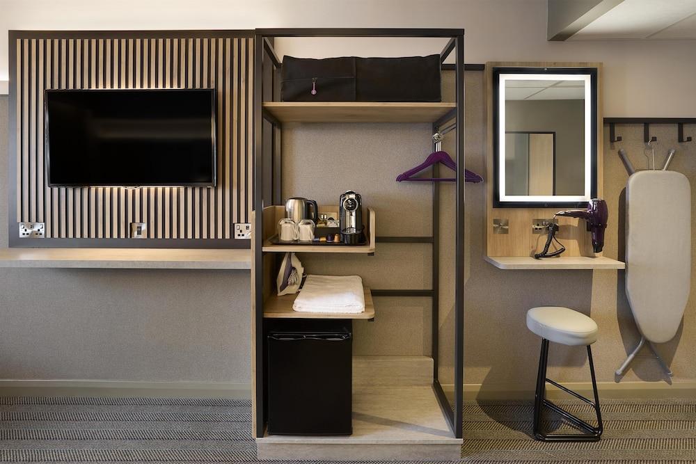 Premier Inn London Brixton Hotel 40/45