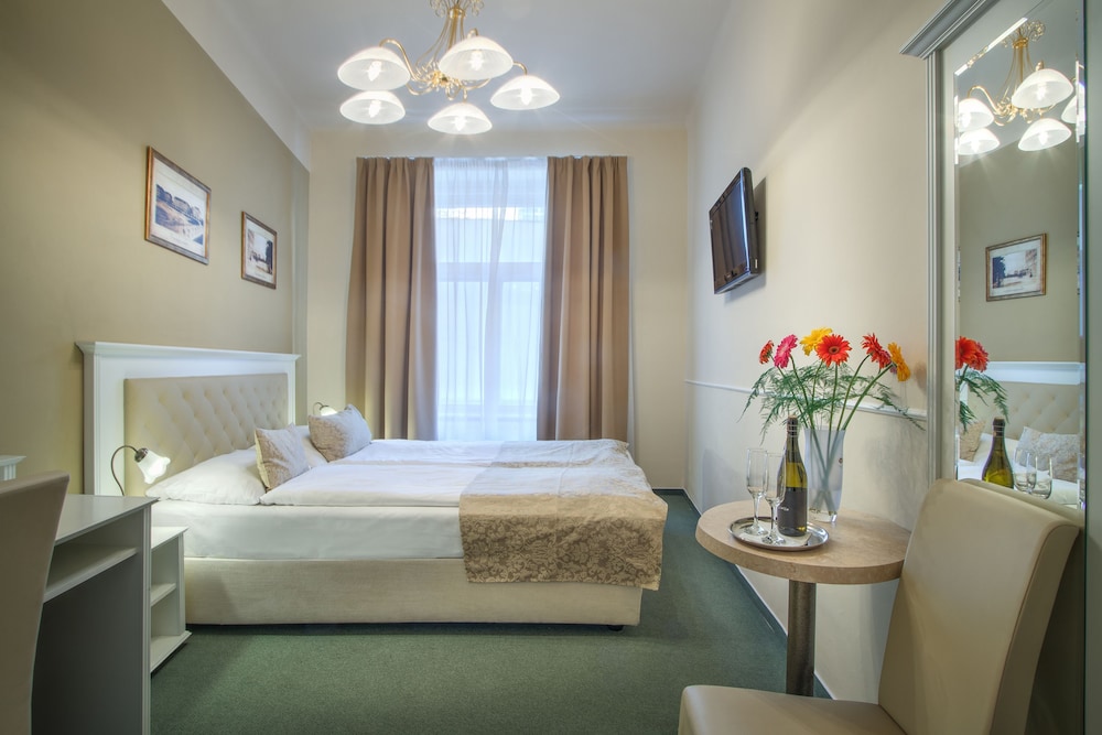 Taurus Hotel Prague 36/65