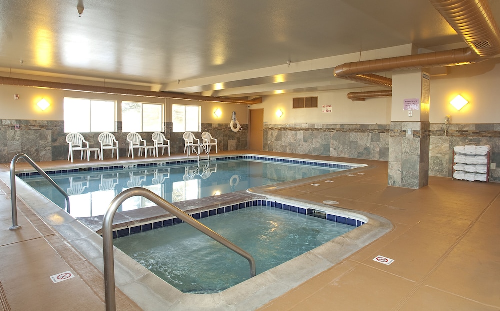 Comfort Inn and Suites Gunnison-Crested Butte 13/26