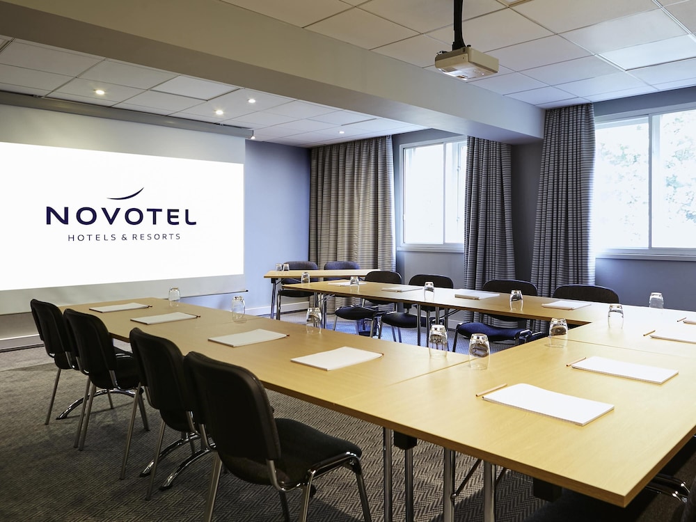 NOVOTEL MANCHESTER WEST 31/48