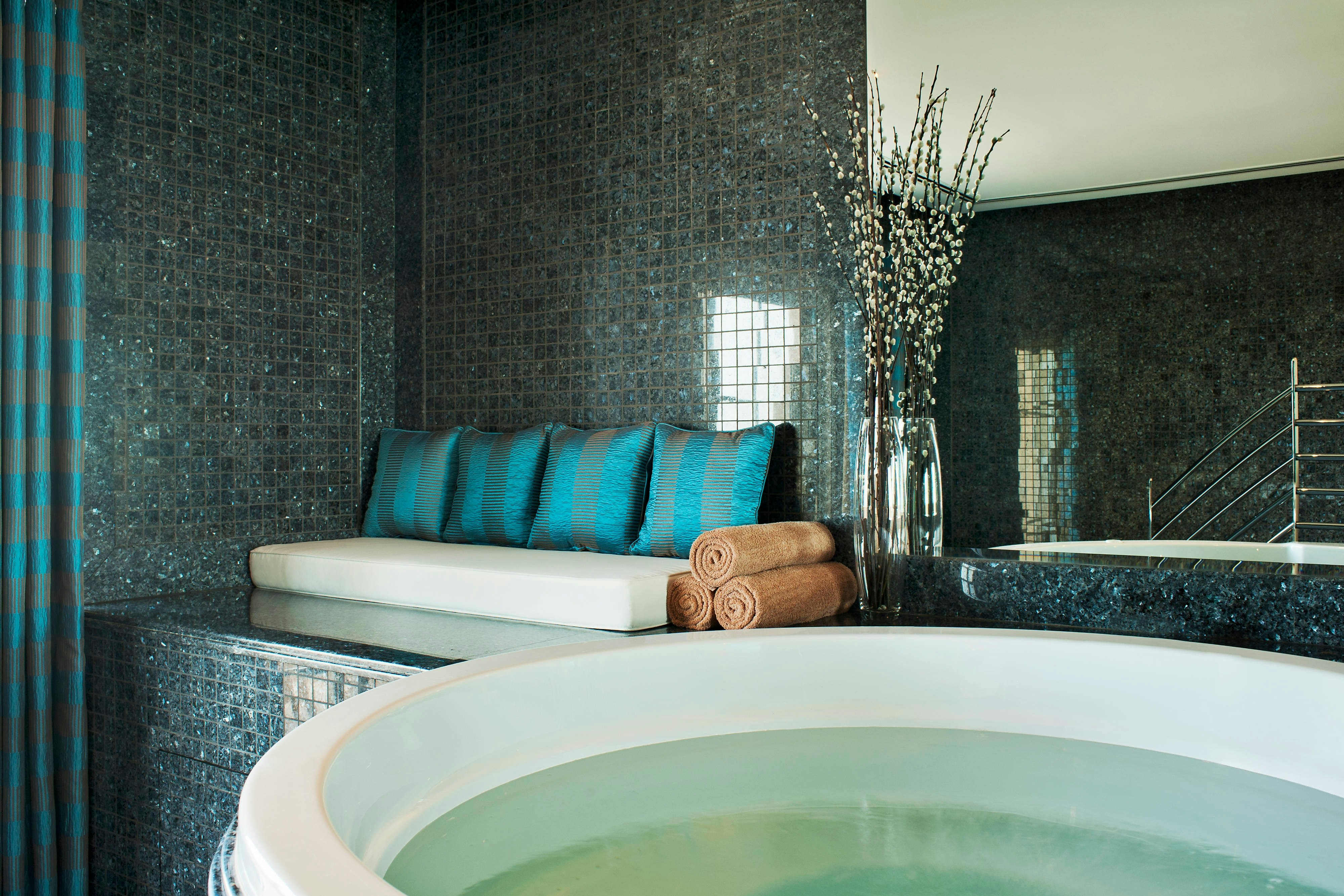 The Westin Dubai Mina Seyahi Beach Resort & Marina 81/81