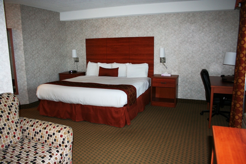 Travelodge By Wyndham Windsor 5/24