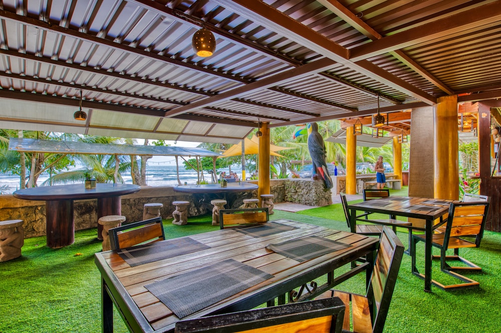 Atlantida Lodge 45/63