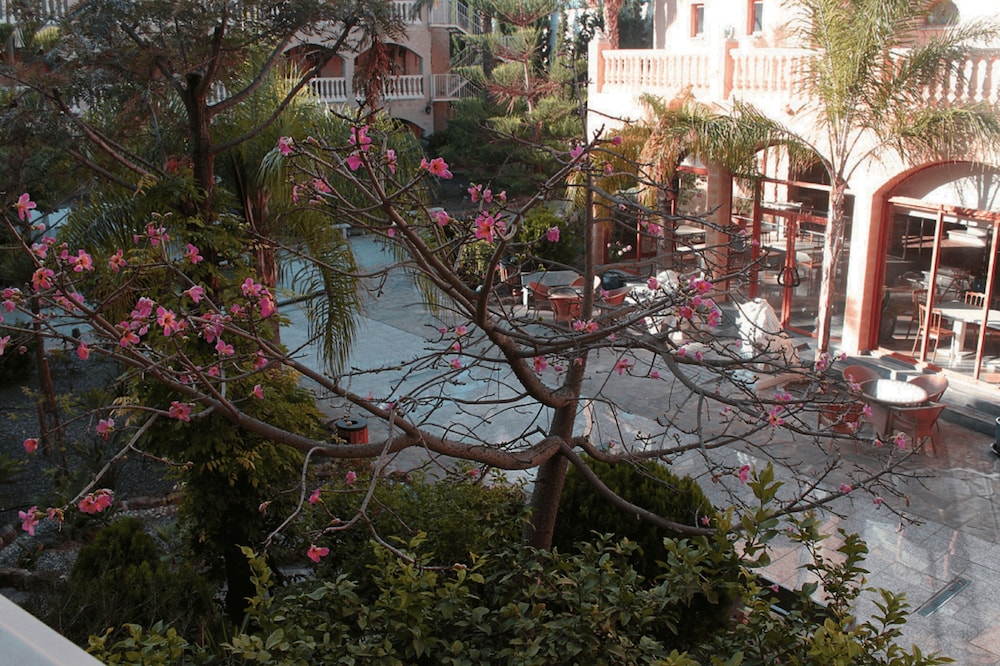 Hotel Plaza del Castillo 40/50