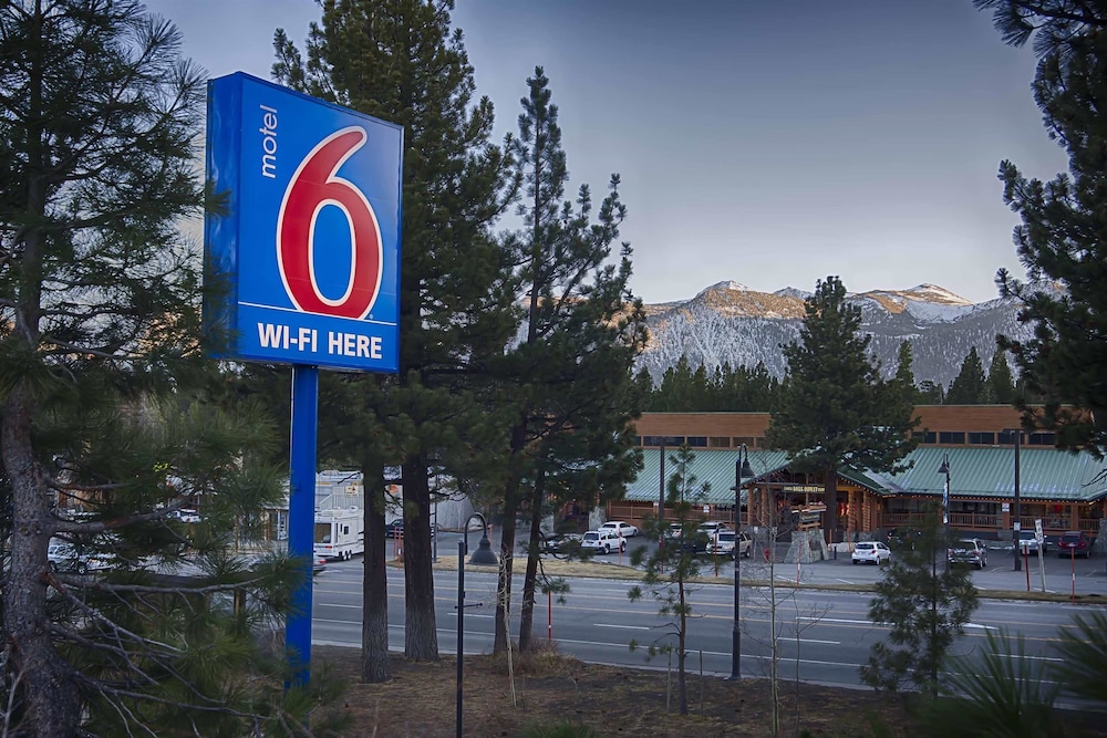 Motel6 Mammoth Lakes, CA 8/55