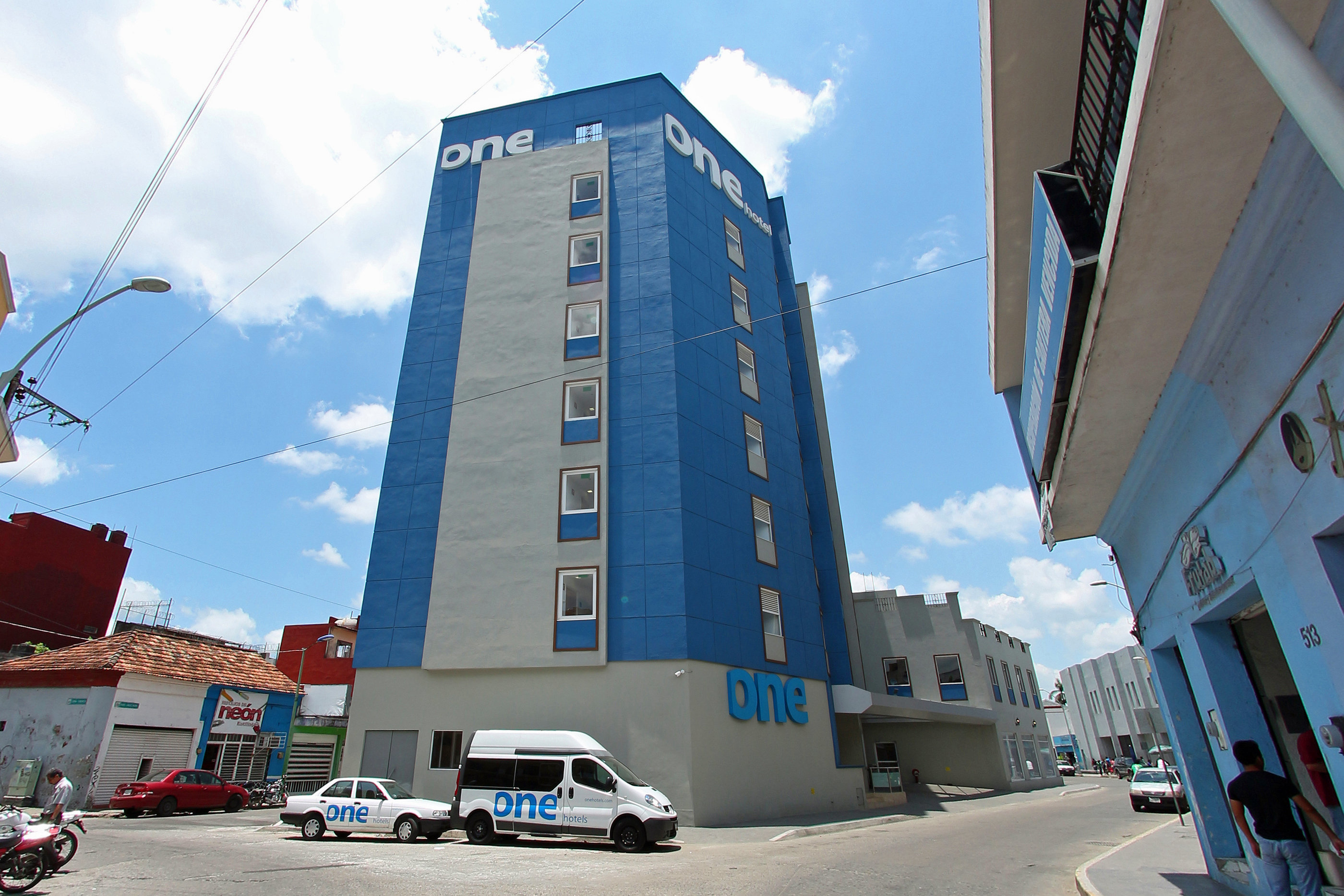 One Villahermosa Centro 52/54