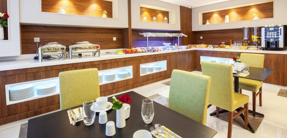 Ibiris Hotel Oran 36/40