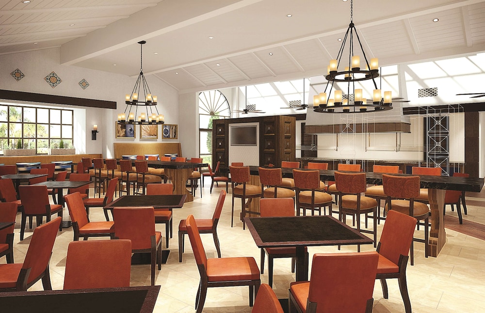 Embassy Suites by Hilton Scottsdale Resort 48/63