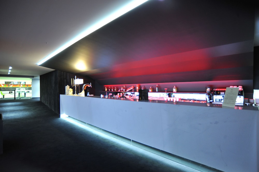 Axis Ofir Beach Resort 4/49