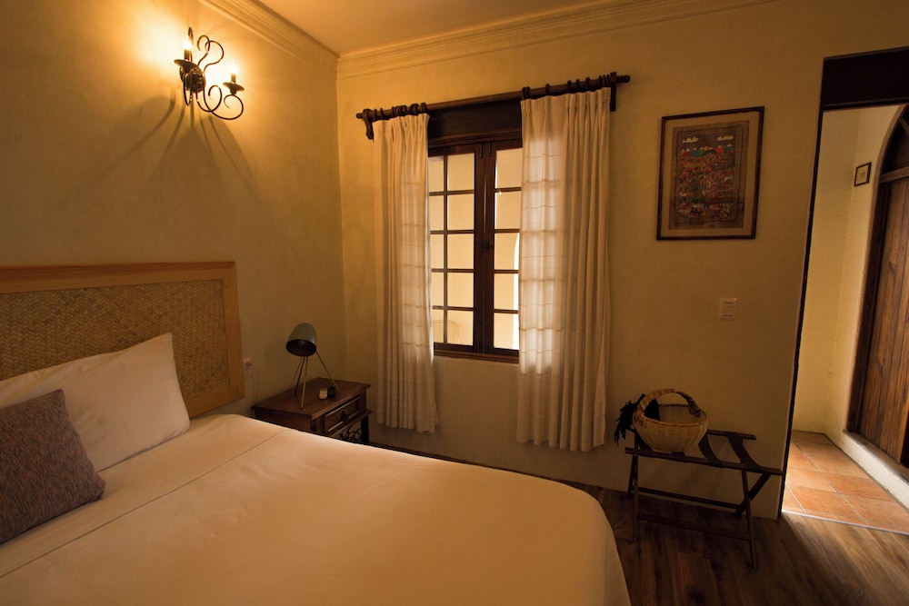 Hotel Trebol 22/59