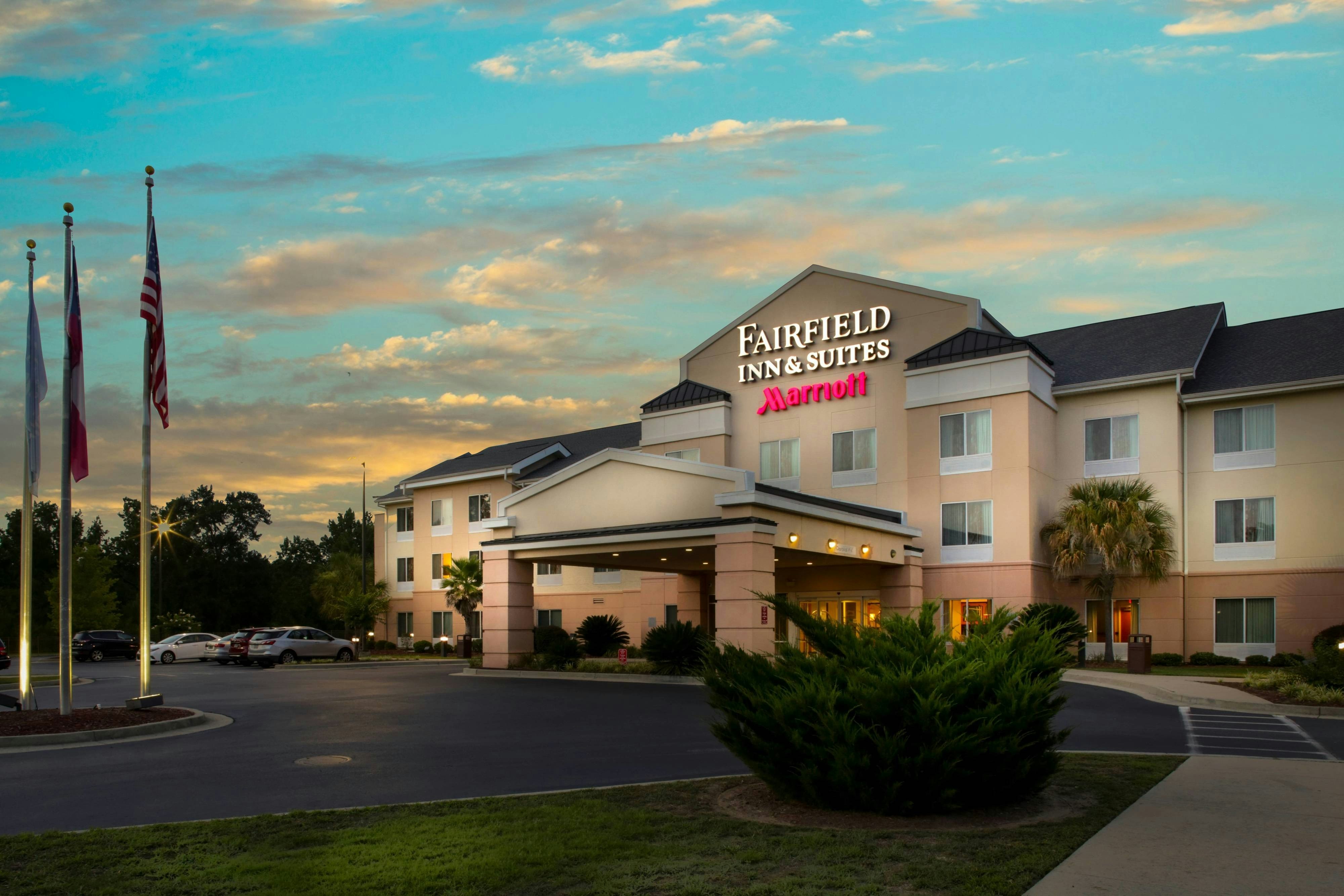 Fairfield Inn & Suites Milledgeville 1/10