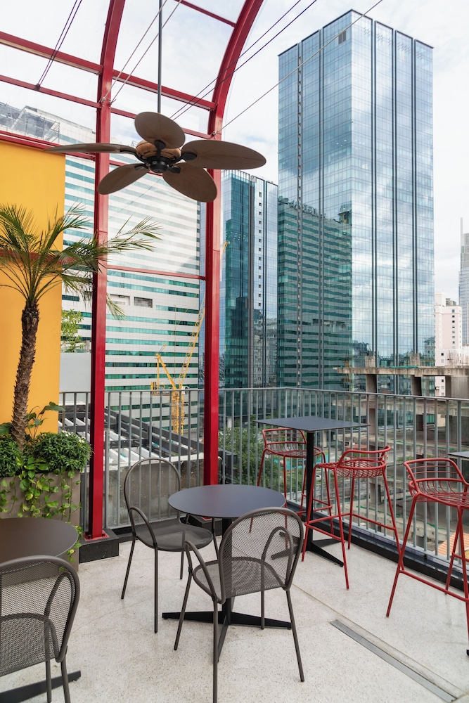 Suzu Saigon - A Boutique Hotel 39/51