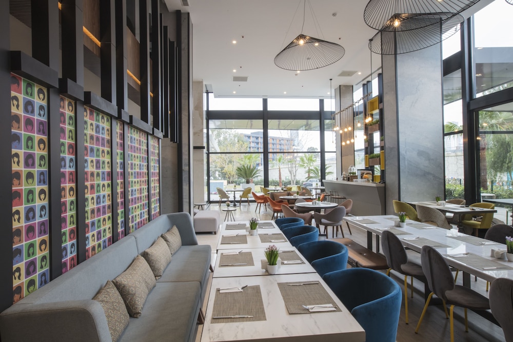 Ibis Styles Izmir Bornova 32/37