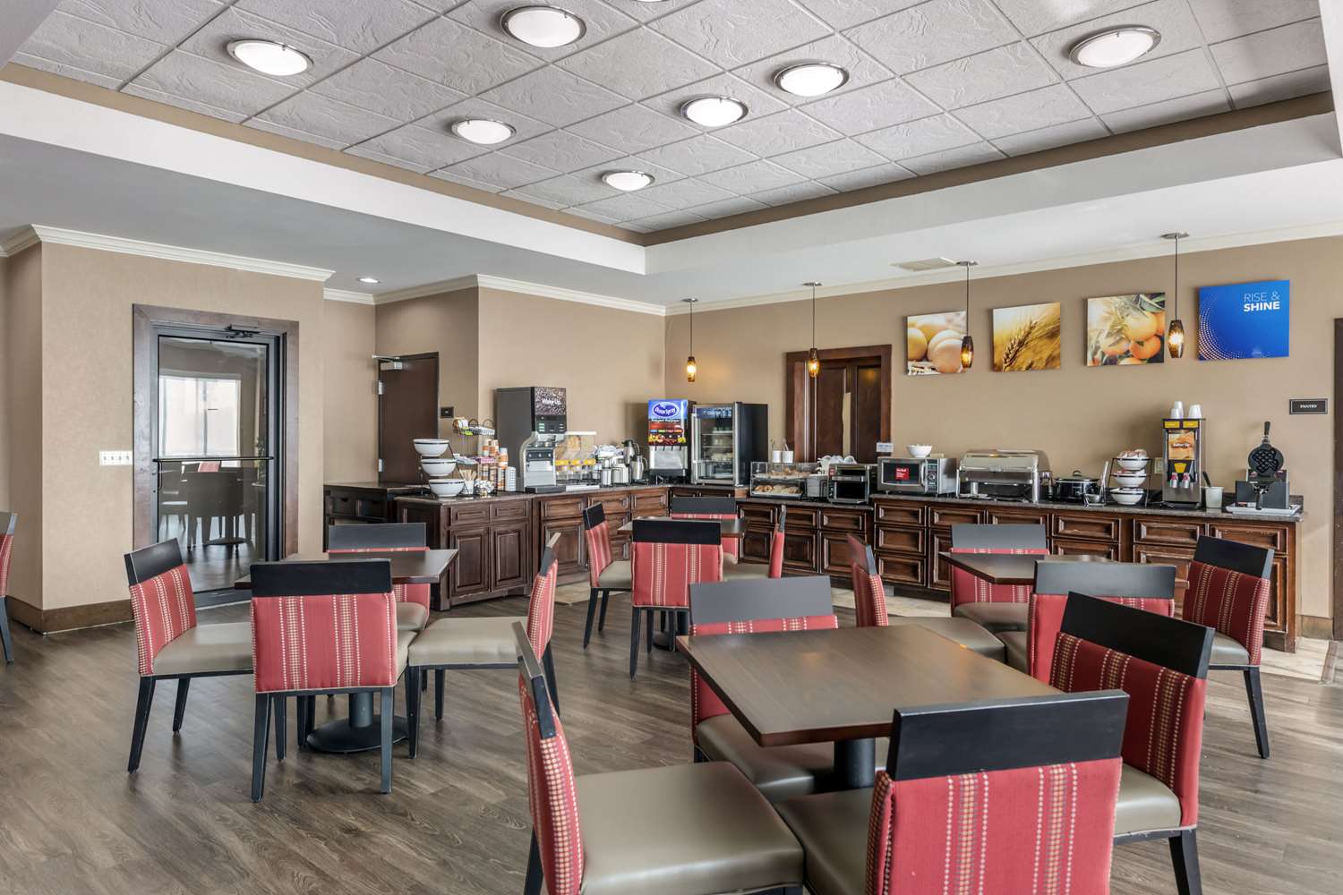 Comfort Inn and Suites Fort Worth Fossil Creek 19/22