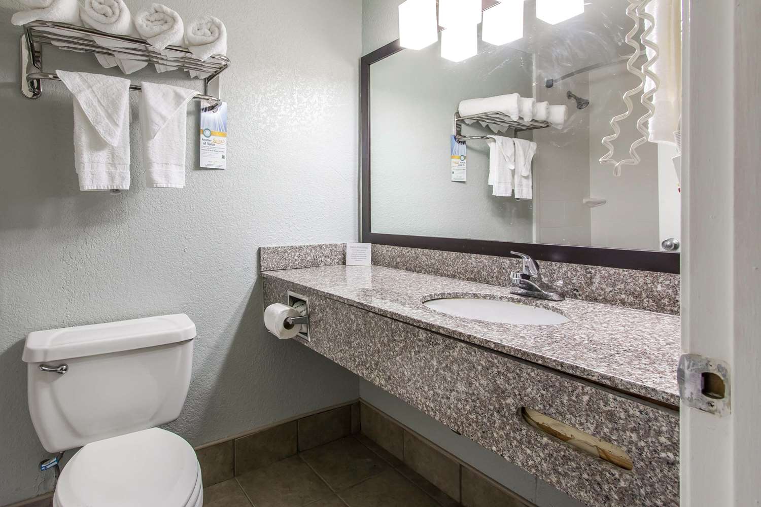 Quality Inn Downtown Historic District 31/32