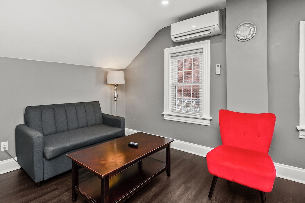 Captain Wohlt Inn Bed Breakfast 46/76